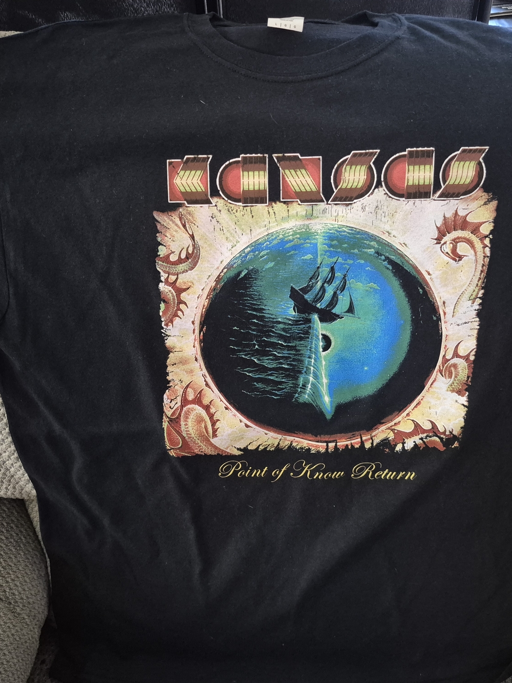 Gildan Black Cotton Men's T-Shirt L Crew Neck Short Sleeve Kansas Band Graphic